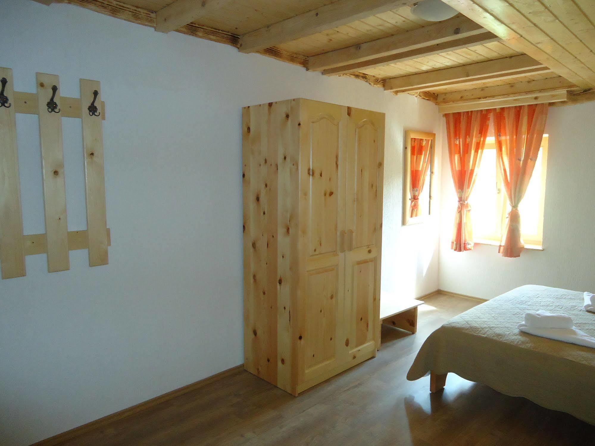 Guest House Plitvice Waterfall Plitvicka Jezera Exterior photo