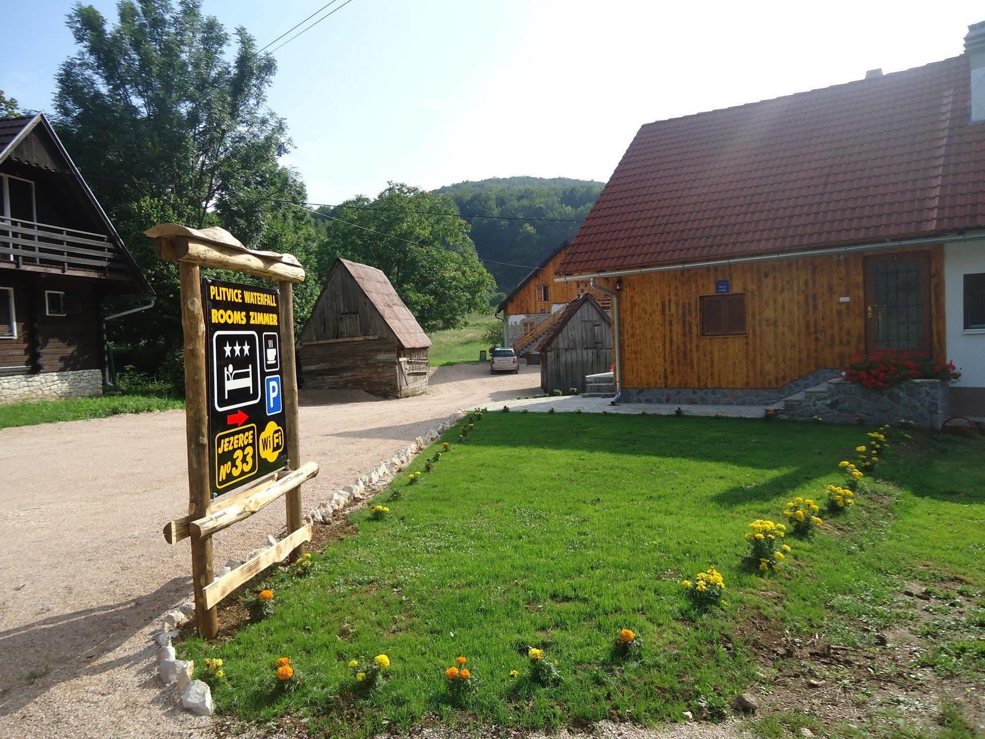 Guest House Plitvice Waterfall Plitvicka Jezera Exterior photo