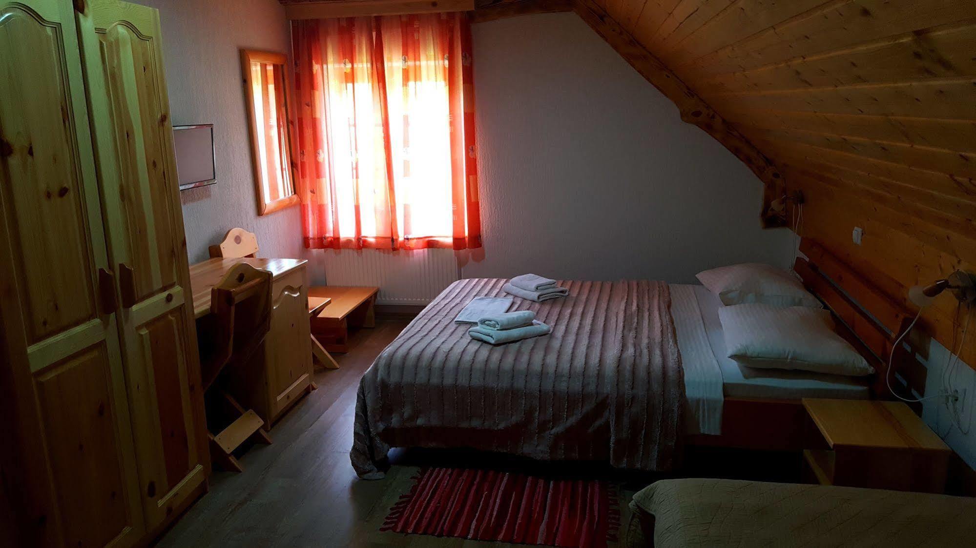 Guest House Plitvice Waterfall Plitvicka Jezera Exterior photo