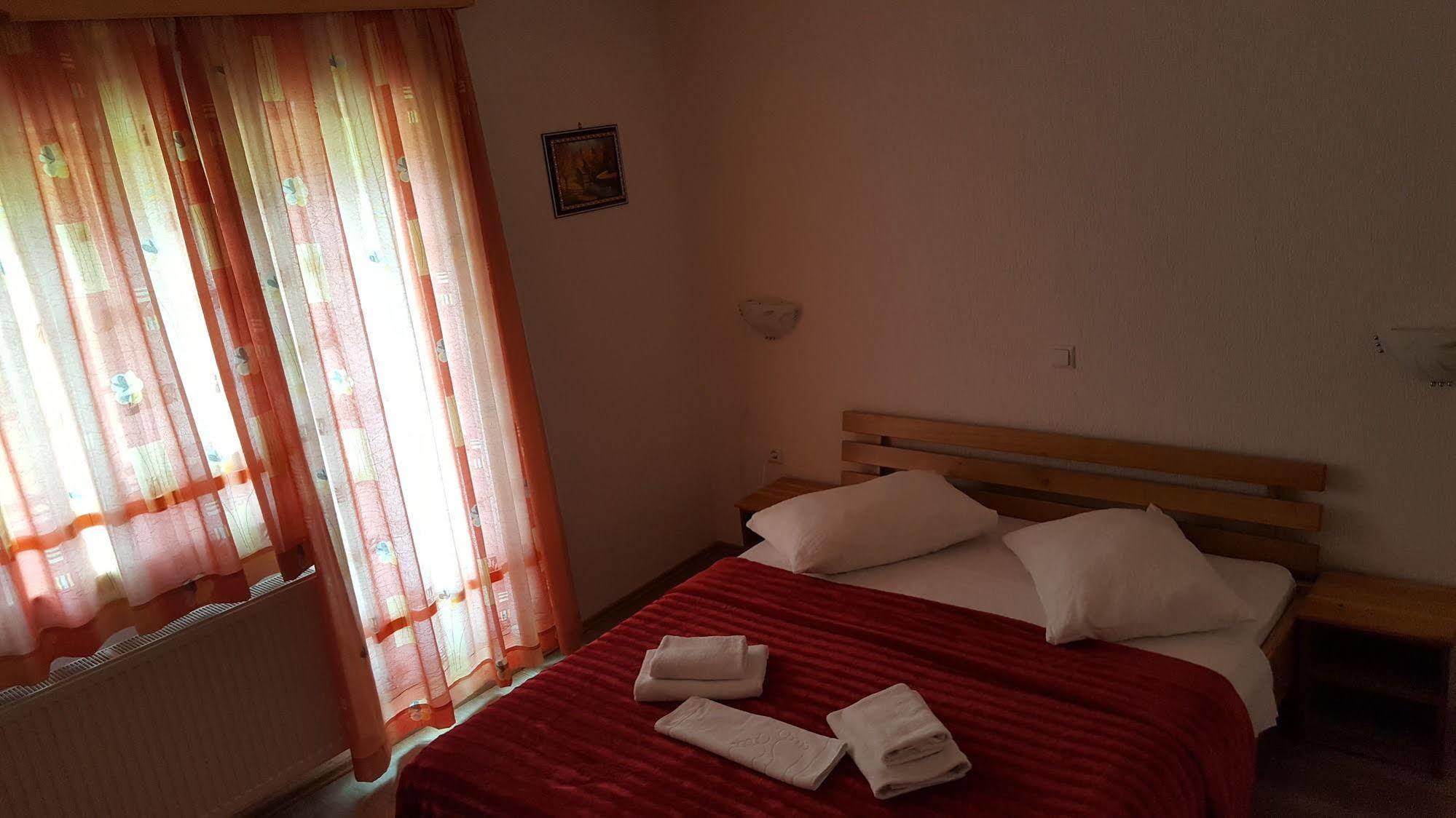 Guest House Plitvice Waterfall Plitvicka Jezera Exterior photo